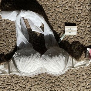 NWT Victoria’s Secret 32 D bridal top